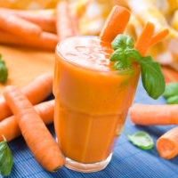 carrot-juice-13367762